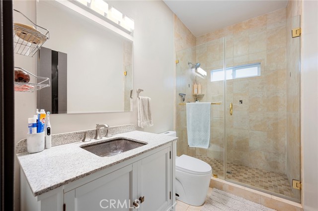 Detail Gallery Image 42 of 50 For 3331 Oakmont View Dr, Glendale,  CA 91208 - 5 Beds | 4/1 Baths