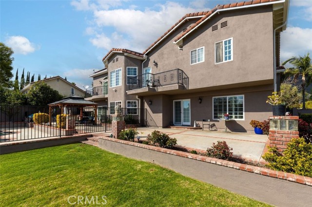 Detail Gallery Image 8 of 61 For 680 W Byron Ct, Upland,  CA 91784 - 6 Beds | 5 Baths