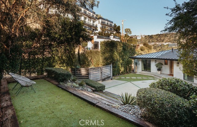 Detail Gallery Image 35 of 44 For 8130 Gould, Los Angeles,  CA 90046 - 3 Beds | 3/1 Baths