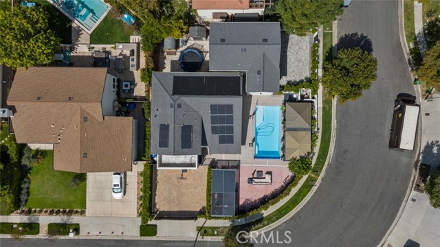 22835 Styles Street, Woodland Hills CA: https://media.crmls.org/medias/9dffaae8-2b36-491d-a556-8057a2150d94.jpg