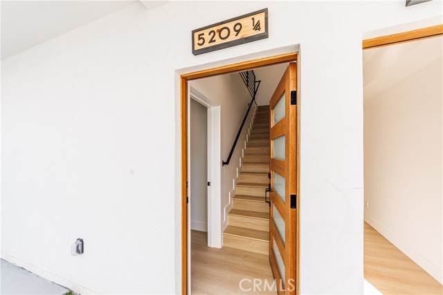 Detail Gallery Image 62 of 75 For 5209 W 20th, Los Angeles,  CA 90016 - – Beds | – Baths