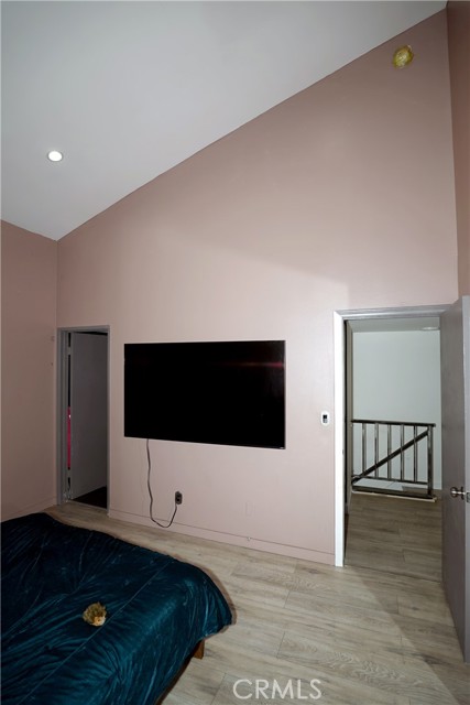 Detail Gallery Image 19 of 46 For 18954 Sherman Way #3,  Reseda,  CA 91335 - 2 Beds | 3 Baths