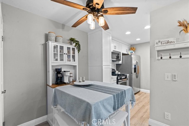 28 Via Terrano, Rancho Santa Margarita CA: https://media.crmls.org/medias/9e0299b8-56f0-45e9-8336-0a66141dc010.jpg