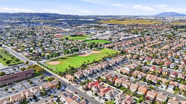 Detail Gallery Image 31 of 33 For 300 Mildred, Perris,  CA 92571 - 4 Beds | 2/1 Baths