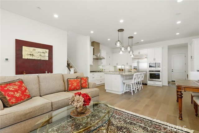 Detail Gallery Image 7 of 59 For 172 Palencia, Irvine,  CA 92618 - 2 Beds | 2/1 Baths