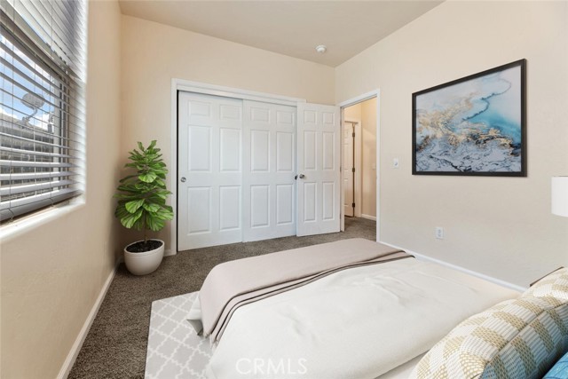 Detail Gallery Image 12 of 17 For 2336 N Park Ct, Visalia,  CA 93291 - 3 Beds | 2 Baths