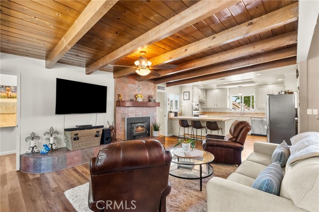 39662 86th W Street, Leona Valley CA: https://media.crmls.org/medias/9e058deb-396b-45d7-b14d-f5fcdef2f9be.jpg