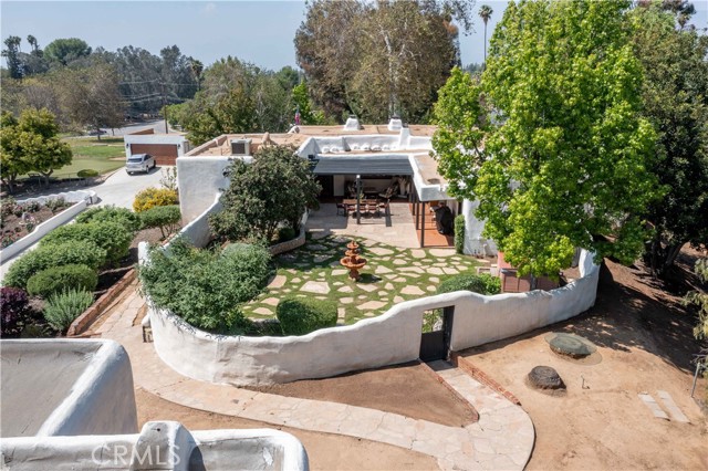 1615 Halsey Street, Redlands CA: https://media.crmls.org/medias/9e05f3c9-b3c5-4134-a81d-566edbaef94e.jpg