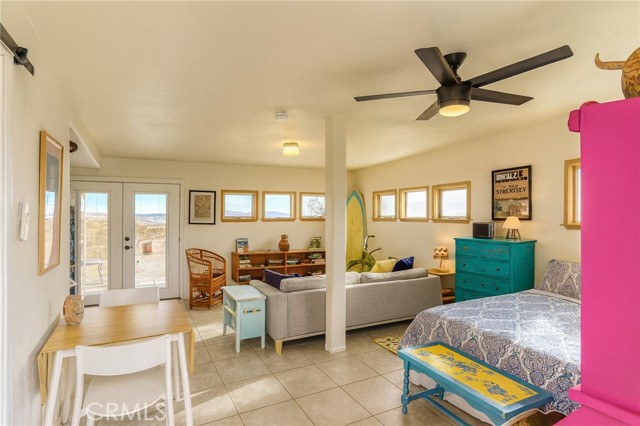 Detail Gallery Image 4 of 37 For 2653 Meldora, Twentynine Palms,  CA 92277 - 3 Beds | 3 Baths