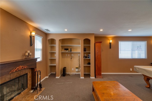 Detail Gallery Image 25 of 40 For 10049 Langdon, –,  CA 91345 - 3 Beds | 3 Baths