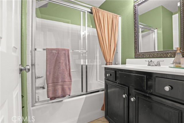 Detail Gallery Image 47 of 72 For 29724 Castlebury, Castaic,  CA 91384 - 4 Beds | 3 Baths