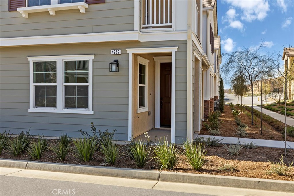 4262 S Hermosa Paseo