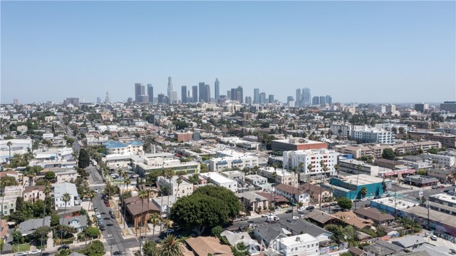 142 Vendome Street, Los Angeles, California 90026, 4 Bedrooms Bedrooms, ,2 BathroomsBathrooms,Single Family Residence,For Sale,Vendome,SR24139655