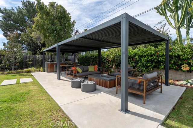 Detail Gallery Image 10 of 29 For 1830 N Ridgewood St, Orange,  CA 92865 - 4 Beds | 2 Baths