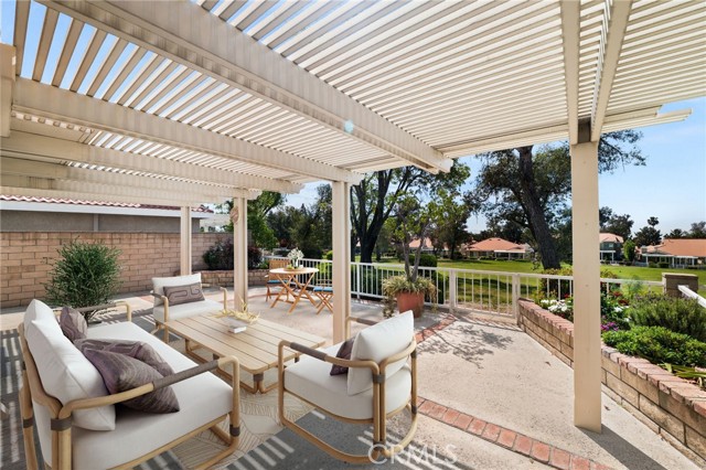 Detail Gallery Image 4 of 52 For 1244 Winged Foot, Upland,  CA 91786 - 3 Beds | 2/1 Baths