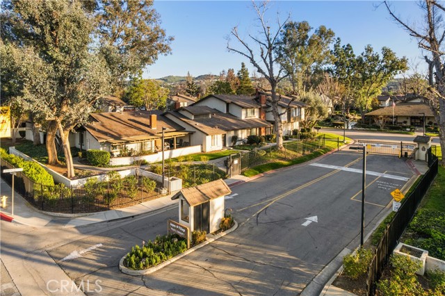 Detail Gallery Image 4 of 39 For 1799 Aspen Village Way, West Covina,  CA 91791 - 3 Beds | 2 Baths