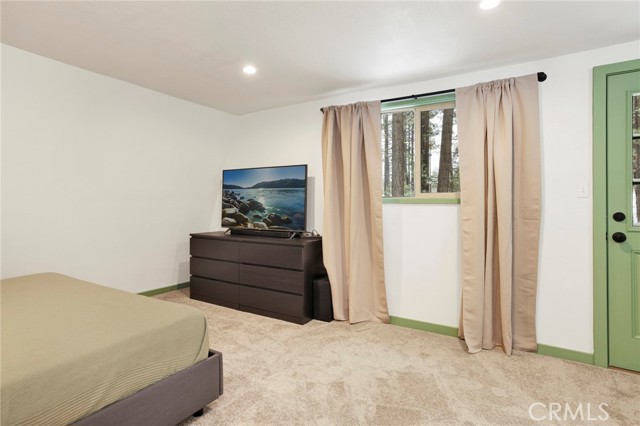 Detail Gallery Image 12 of 25 For 578 Conklin Rd, Big Bear Lake,  CA 92315 - 3 Beds | 2 Baths