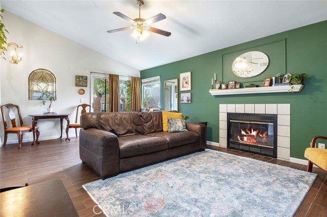 Detail Gallery Image 6 of 28 For 8735 N Cedar Ave #147,  Fresno,  CA 93720 - 3 Beds | 2 Baths