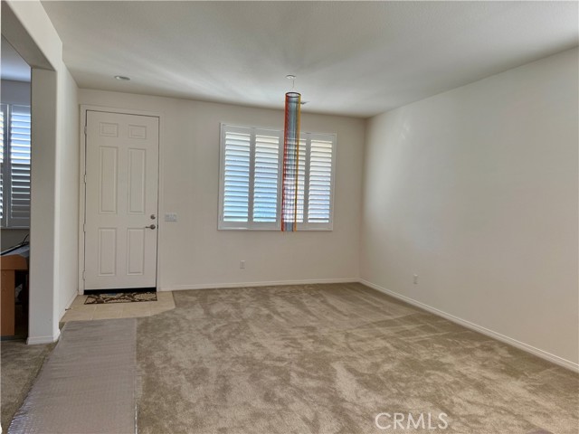 Detail Gallery Image 2 of 27 For 29157 Edgewood Dr, Lake Elsinore,  CA 92530 - 3 Beds | 2 Baths