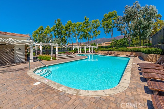 Detail Gallery Image 34 of 54 For 32171 Mill Stream Rd, Rancho Santa Margarita,  CA 92679 - 4 Beds | 3 Baths