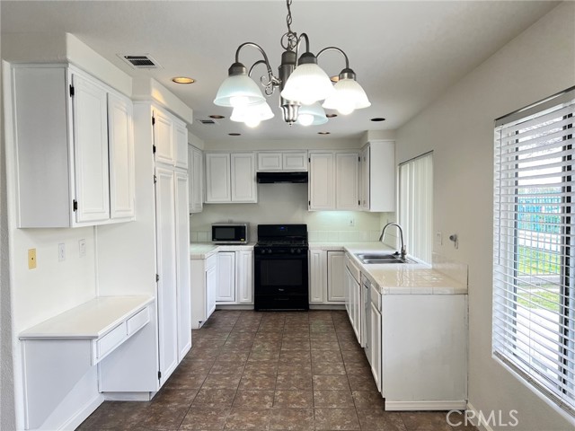 Detail Gallery Image 43 of 71 For 30665 Spring Deep Terrace, Menifee,  CA 92584 - 4 Beds | 3 Baths