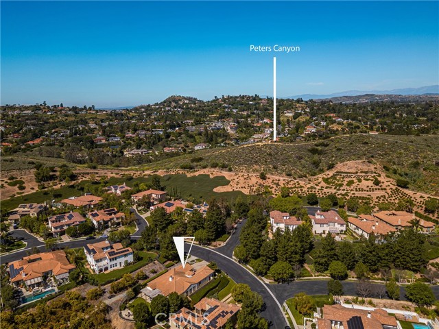 Detail Gallery Image 5 of 63 For 10533 Emerson Bend, Tustin,  CA 92782 - 4 Beds | 3/1 Baths