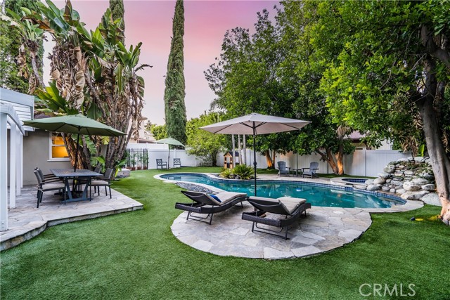 13047 Magnolia Boulevard photo 42