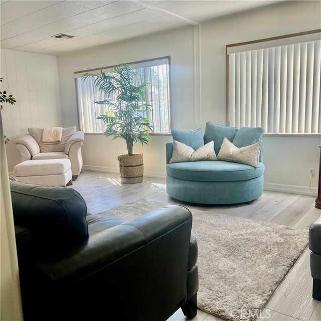 Detail Gallery Image 8 of 31 For 24001 Muirlands Bld #56,  Lake Forest,  CA 92630 - 2 Beds | 2 Baths