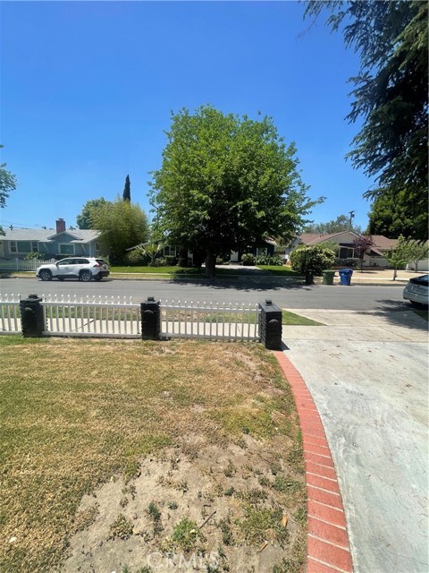 7844 Nevada Avenue, Canoga Park CA: https://media.crmls.org/medias/9e12f4a0-f2cf-4589-b1b1-a61e1f20bf0f.jpg