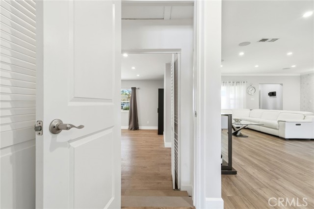 Detail Gallery Image 28 of 50 For 621 Roselli St, Burbank,  CA 91501 - 3 Beds | 3 Baths