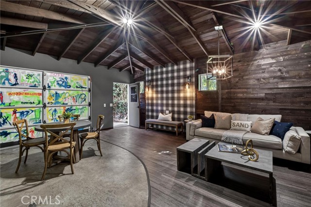 Detail Gallery Image 6 of 41 For 1659 3rd St, Manhattan Beach,  CA 90266 - 4 Beds | 3/1 Baths