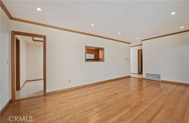 22449 Burton Street photo 11