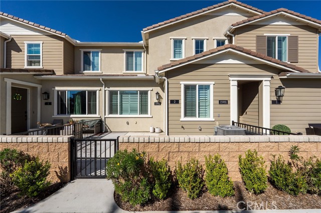 15901 Stresa Lane, Fontana CA: https://media.crmls.org/medias/9e15e2ed-b5ef-4cff-8c8f-954f0f6170a1.jpg