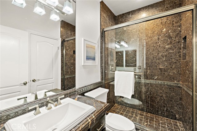 Image 27 of 43 For 22051 Oak Grove