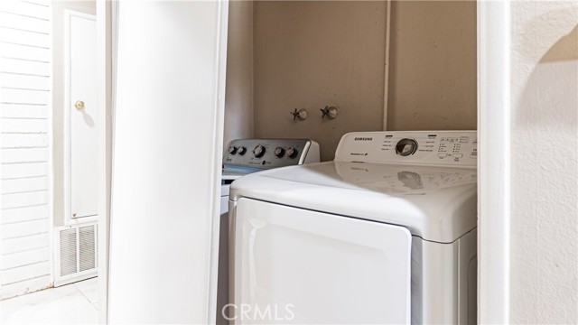 931 N Eucalyptus Avenue, Rialto CA: https://media.crmls.org/medias/9e17d8ac-9429-4b00-a7f1-c9f0ae9a0bf5.jpg