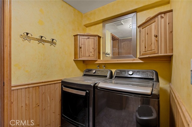 Detail Gallery Image 26 of 50 For 971 Grass Valley, Lake Arrowhead,  CA 92352 - 3 Beds | 4 Baths