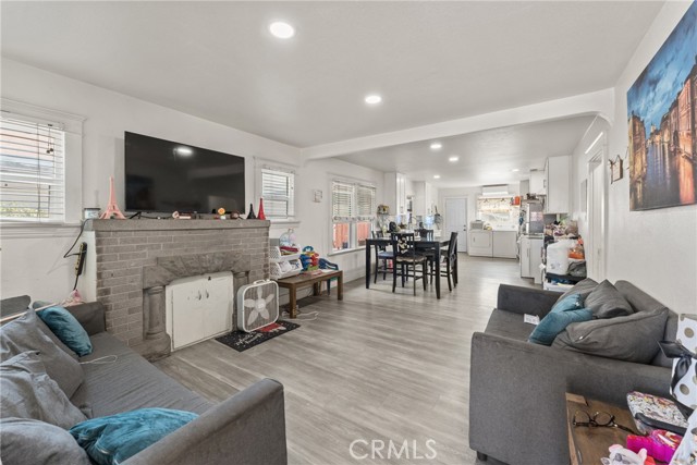 2838 N G Street, San Bernardino CA: https://media.crmls.org/medias/9e18a20d-6809-4d21-9d3d-0d0b32581c9f.jpg