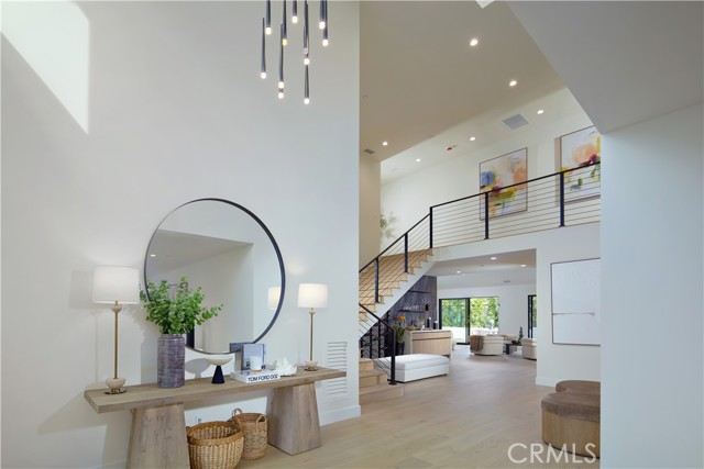 Detail Gallery Image 3 of 31 For 1312 Dover Drive, Newport Beach,  CA 92660 - 4 Beds | 4 Baths