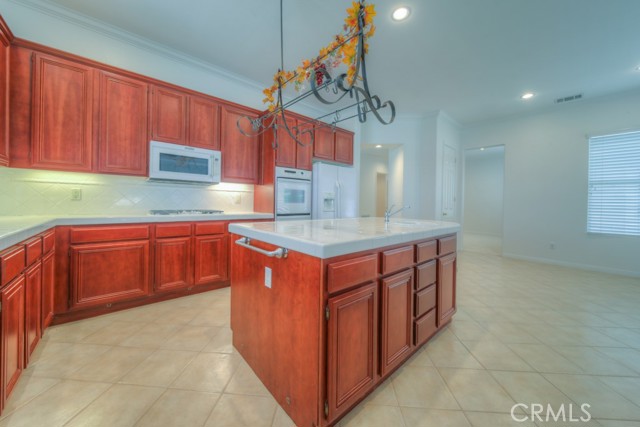 42133 Wagon Wheel Lane, Murrieta CA: https://media.crmls.org/medias/9e1a731b-d748-4e0a-b5d9-f6298216dcd4.jpg