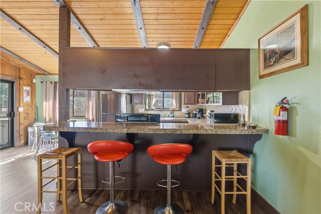 Detail Gallery Image 5 of 32 For 44667 Barton, Sugarloaf,  CA 92386 - 2 Beds | 2 Baths