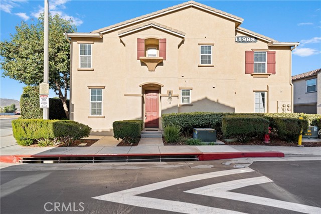 Detail Gallery Image 2 of 25 For 41985 Davenport Way a,  Murrieta,  CA 92562 - 3 Beds | 2/1 Baths