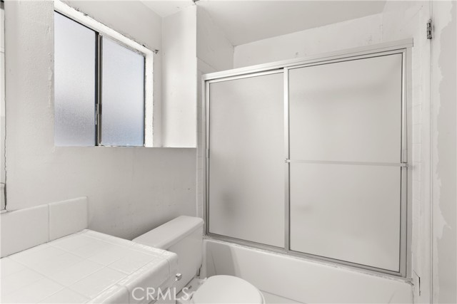 Detail Gallery Image 24 of 31 For 1140 Pacific Ave #19,  Long Beach,  CA 90813 - 2 Beds | 2 Baths