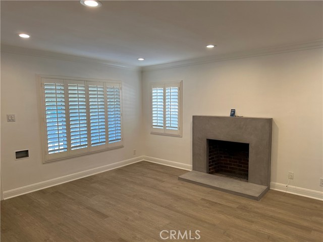 Detail Gallery Image 5 of 15 For 14222 Hart St, Van Nuys,  CA 91405 - 3 Beds | 2 Baths