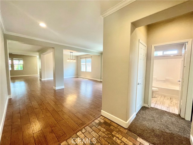 Detail Gallery Image 10 of 57 For 39326 Shree Rd, Temecula,  CA 92591 - 4 Beds | 3 Baths
