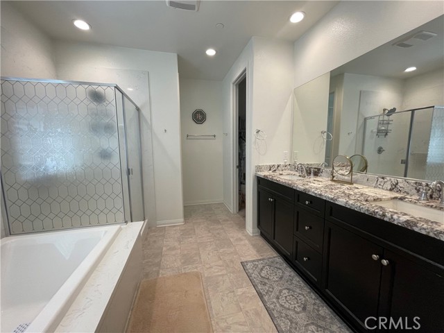 Detail Gallery Image 15 of 33 For 34392 Lapis Ct, Murrieta,  CA 92563 - 4 Beds | 2/1 Baths
