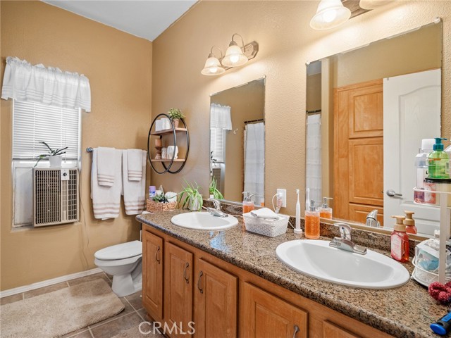 Detail Gallery Image 17 of 33 For 2826 Marco, Phelan,  CA 92371 - 4 Beds | 2/1 Baths