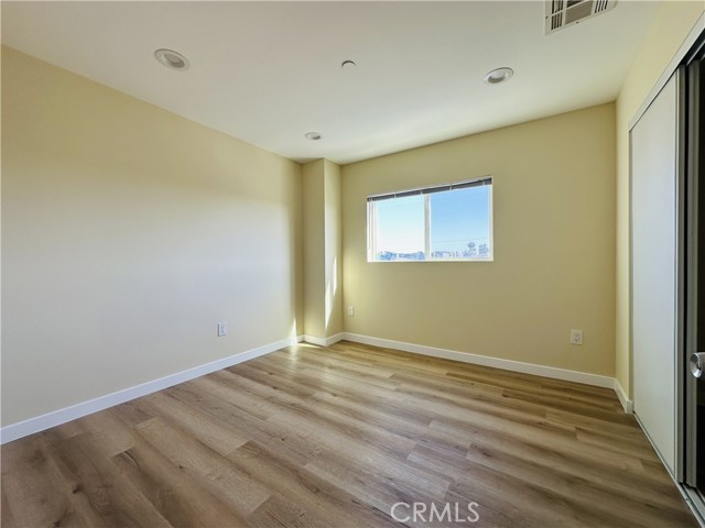 Detail Gallery Image 17 of 23 For 1002 E 33rd St #3,  Los Angeles,  CA 90011 - 2 Beds | 2 Baths