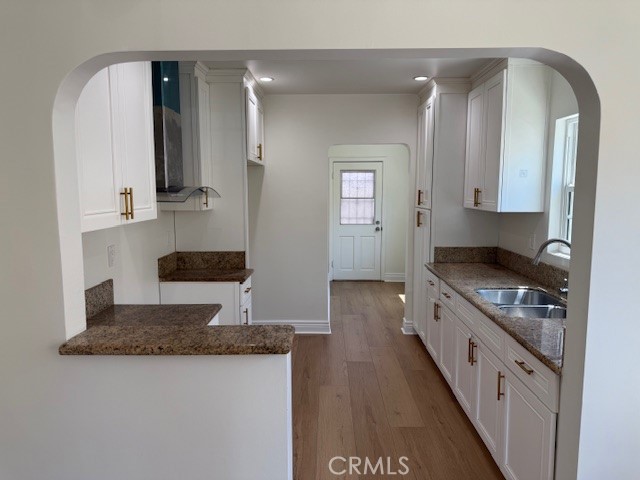 1854 Lansdowne Avenue, Los Angeles CA: https://media.crmls.org/medias/9e1ed303-1193-428e-8adb-4a03e1d15e88.jpg