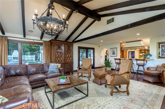 Detail Gallery Image 19 of 76 For 420 Inverness Dr, La Canada Flintridge,  CA 91011 - 6 Beds | 5/1 Baths