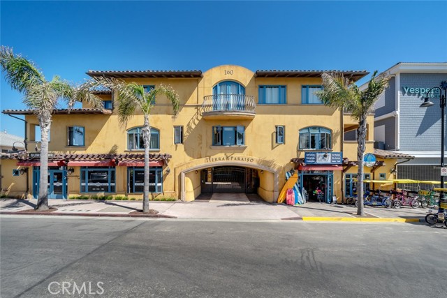 Detail Gallery Image 2 of 47 For 160 Hinds Avenue #202,  Pismo Beach,  CA 93449 - 3 Beds | 3 Baths